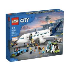 LEGO City Passagierflugzeug 60367 - Systemspielzeug