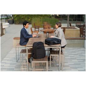 Kensington Contour 2.0 Business Briefcase - Notebook c | K60386EU