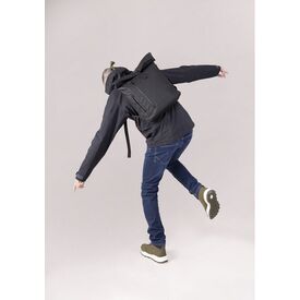 TROIKA BBL51/BK / City backpack / Black / Monochromatic / 330 mm