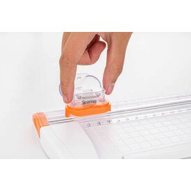 Peach 3 in 1 Rotary Trimmer PC200-10