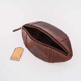 Mad Monkey 2000002 / Toiletry bag / Genuine leather / Brown