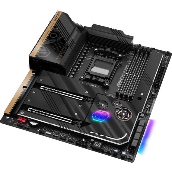 ASRock X670E Taichi