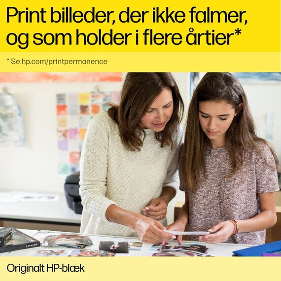 HP 933XL - High Yield - yellow - original - ink cartrid | CN056AE
