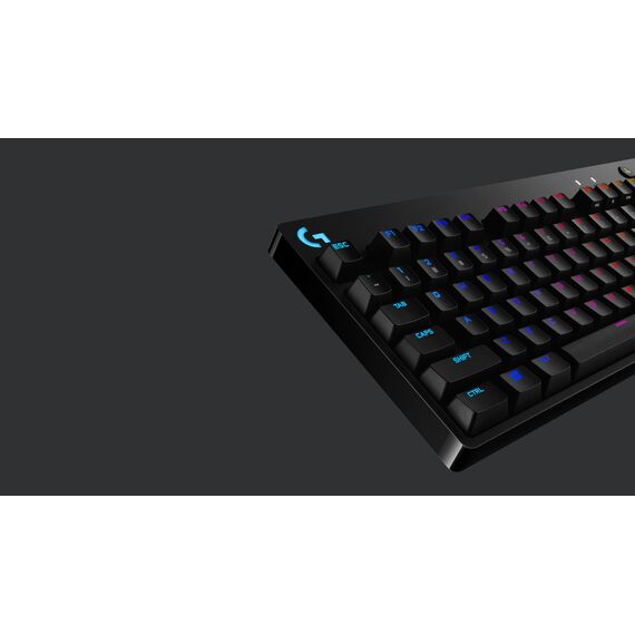 Logitech Pro - Keyboard - backlit - USB - QWERTY - U | 920-009426