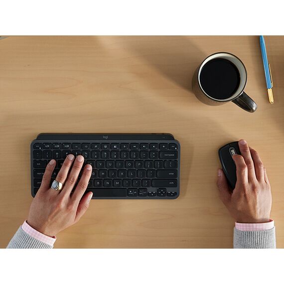Logitech MX Anywhere 3S for Business - Mouse - right | 910-006959