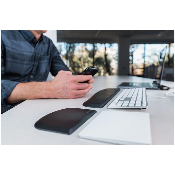 Kensington ERGOSOFT WR SLIM KBS - Keyboard wrist rest  | K52800WW