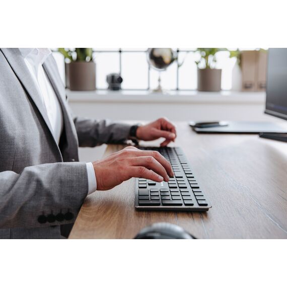 CHERRY KW X ULP - Keyboard - backlit - wireles | G8U-27000LTBPN-2