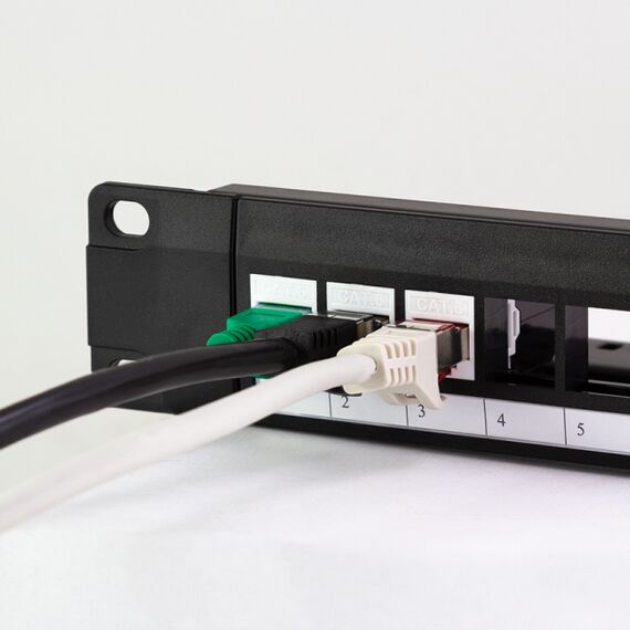 LogiLink NK4065 / Black / Carbon steel / Rack mounting