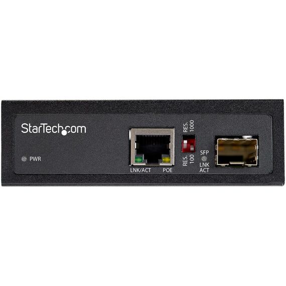 StarTech.com PoE+ Industrial Fiber to Ethernet Medi | IMC1GSFP60W