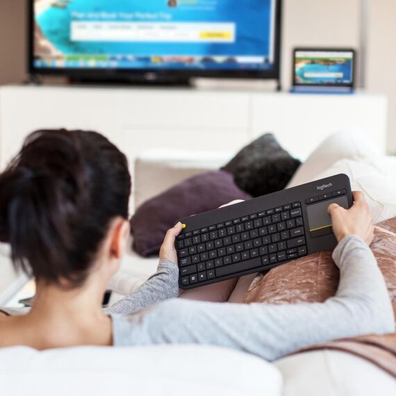 Logitech Wireless Touch Keyboard K400 Plus - Keyboar | 920-007133