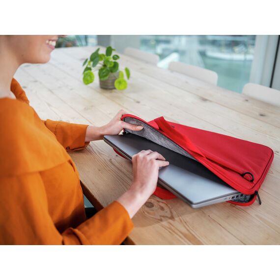 Trust Bologna Slim - Notebook carrying case - 16" - red | 24449