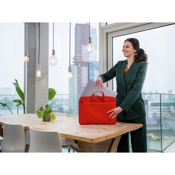Trust Bologna Slim - Notebook carrying case - 16" - red | 24449