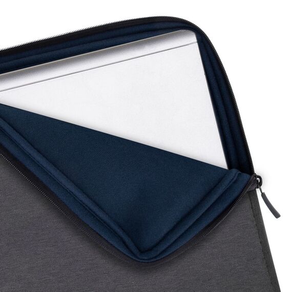 Riva Case Suzuka 7707 - Notebook sleeve - eco - 17.3 | 7707 BLACK