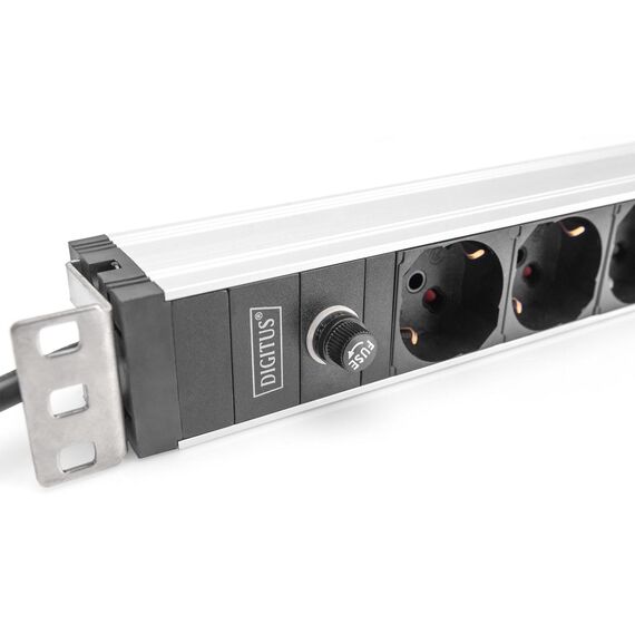 DIGITUS DN-95410-IT - Power strip (rack-mountable) - AC 230 V - i