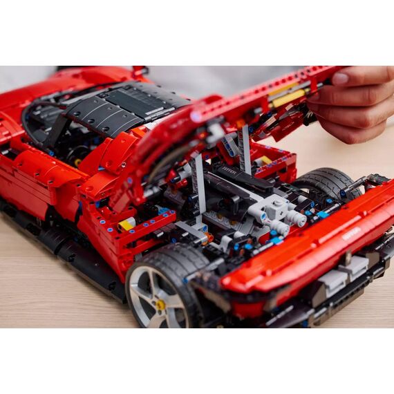 LEGO Technic Ferrari Daytona SP3 | 42143