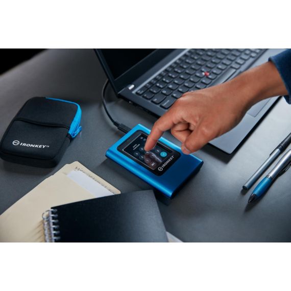 Kingston IronKey Vault Privacy 80 - SSD - encryp | IKVP80ES/3840G