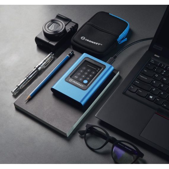 Kingston IronKey Vault Privacy 80 - SSD - encryp | IKVP80ES/3840G