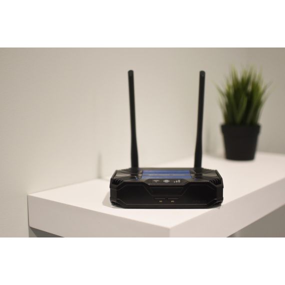 Teltonika TCR100 - Wireless router - WWAN - Wi-Fi | TCR100 000000