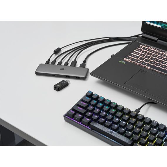 CORSAIR USB100 - Hub - 4 x SuperSpeed USB 3.0 + 3 | CU-9000003-EU