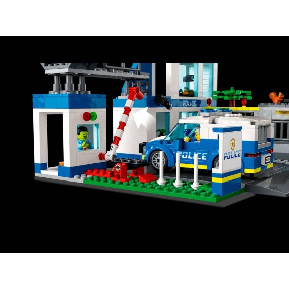 LEGO City Police Station 60316