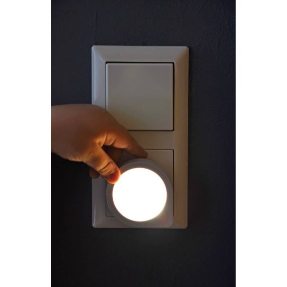 Brennenstuhl LED Night Light with Dawn Light Sensor Technology