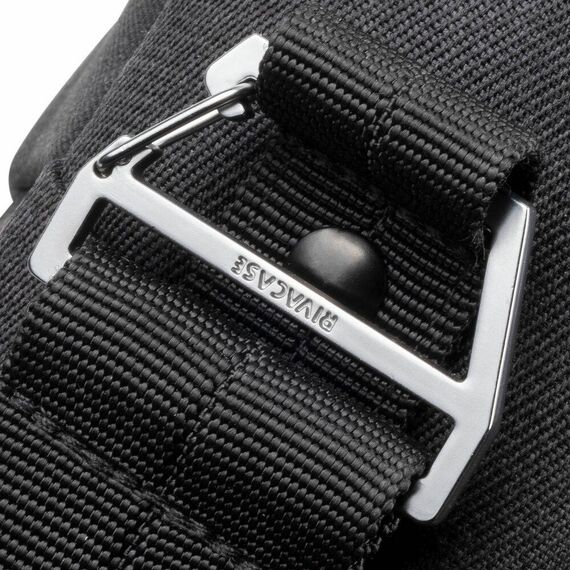 Rivacase 8134 Briefcase 39.6 cm (15.6") 2 / 1 / 820  | 8134 BLACK