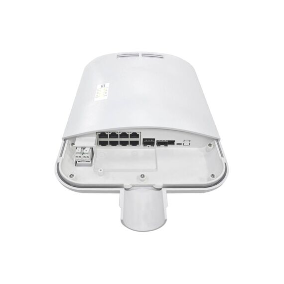 LevelOne OEP-1071 Outdoor PoE+ Switch 8-Port 150W IP65