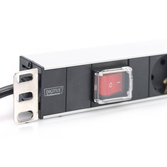 DIGITUS 19" Rack Power Strip 7x Schuko, Switch