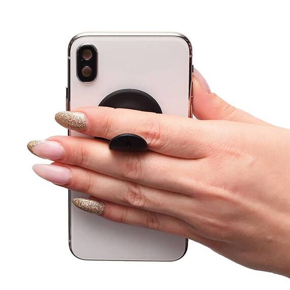 2GO Clip it used as a finger grip; phone not included